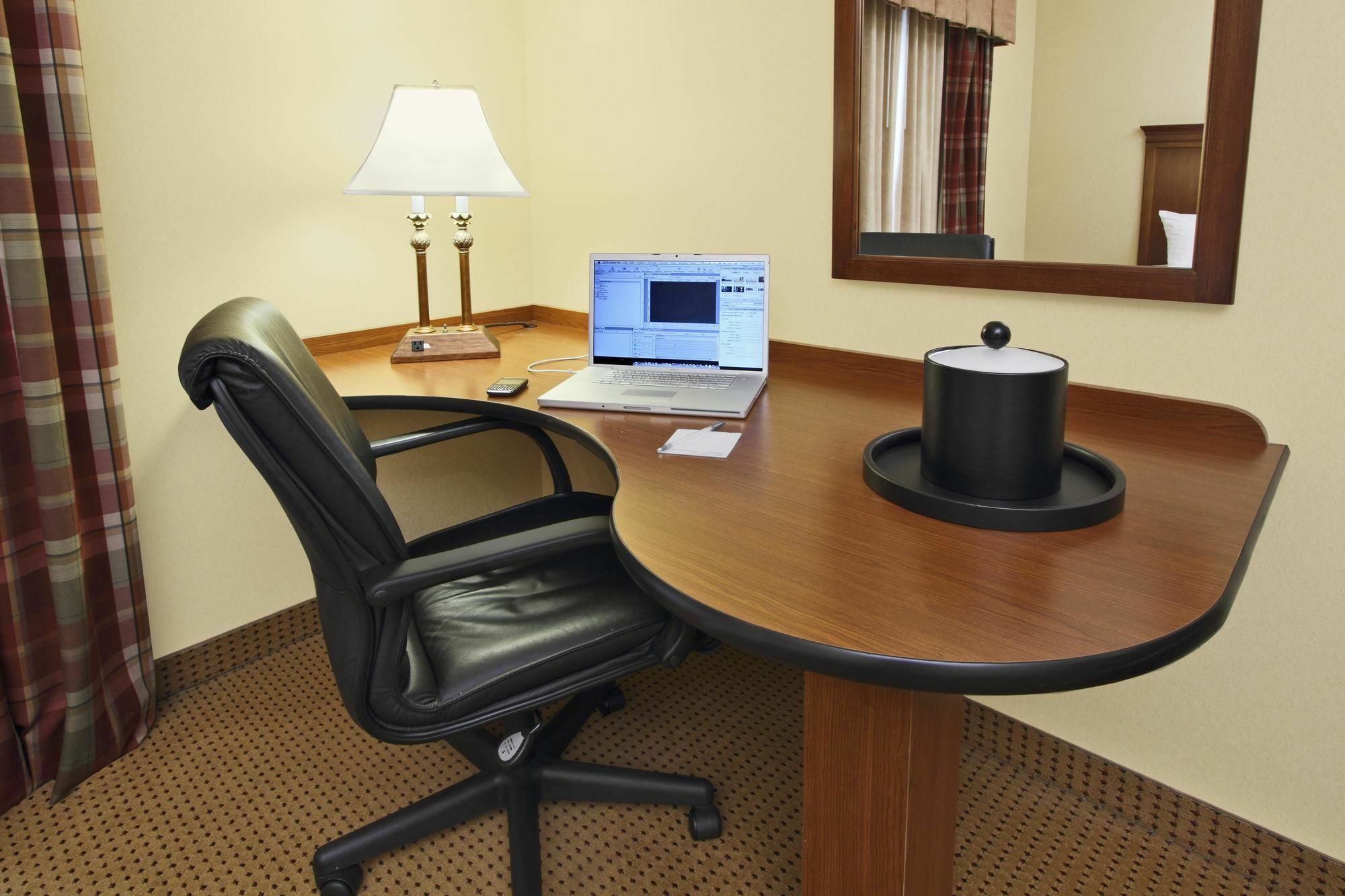 Hampton Inn Hagerstown-Maugansville Екстериор снимка